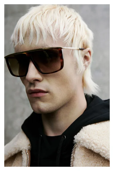 Look 4